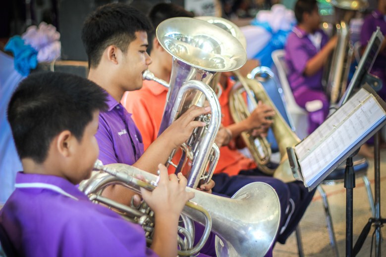 "ดนตรีเพื่อพ่อ" 5 รร.มัธยมสุโขทัย ร่วมแสดงดนตรีถวายพ่อหลวงร.9