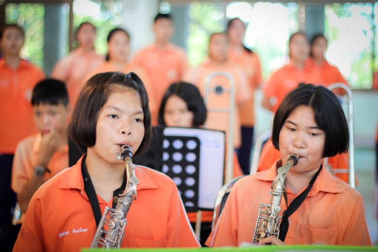 "ดนตรีเพื่อพ่อ" 5 รร.มัธยมสุโขทัย ร่วมแสดงดนตรีถวายพ่อหลวงร.9