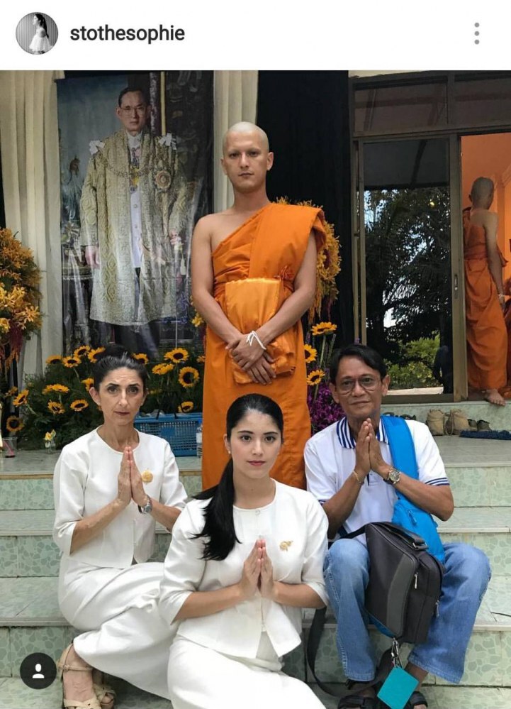'ทนงศักดิ์-ชิน-กวินท์'  ร่วมอุปสมบทหมู่ ปฏิบัติเจริญภาวนาถวายในหลวงรัชกาลที่๙