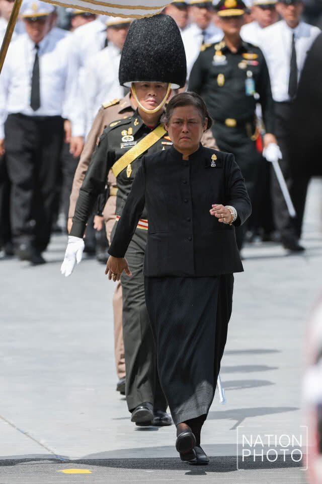 (ภาพชุด)ซ้อมใหญ่เสมือนจริงริ้วขบวนพระบรมราชอิสริยยศเคลื่อนพระบรมศพ ร.9 ริ้วขบวนที่ 4