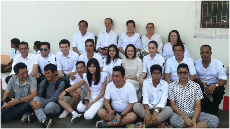 ร่วมอนุโมทนาบุญงานบวช "อ่ำ อัมรินทร์" สุดชื่นมื่น