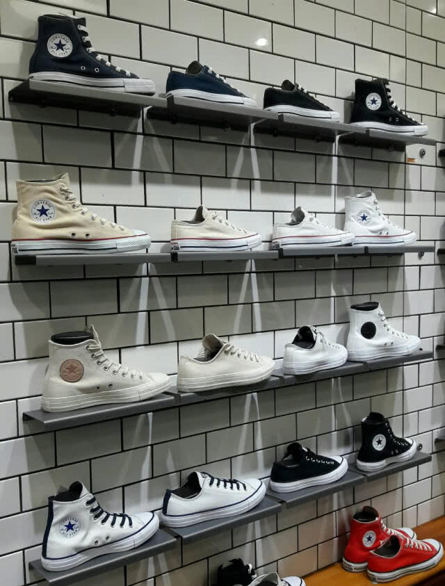 109 ปี กับ "ผ้าใบสุดคลาสสิค" Converse!