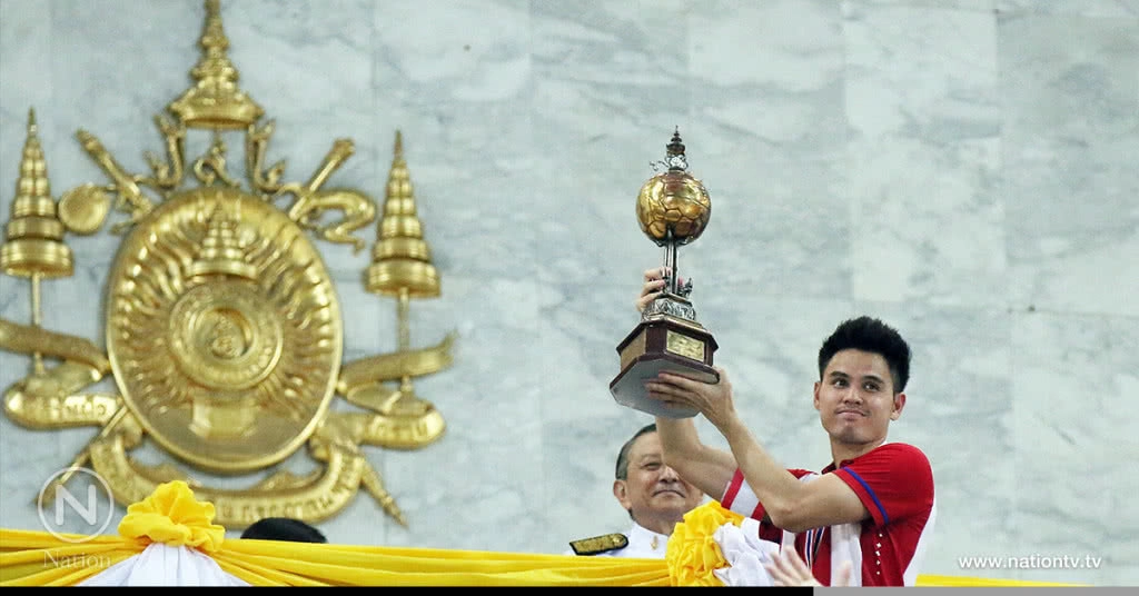 ถ้วยพระราชทานคิงส์คัพ : รางวัลทรงเกียรติยศแห่งวงการลูกหนังสยาม ถ้วยพระราชทานคิงส์คัพ : รางวัลทรงเกียรติยศแห่งวงการลูกหนังสยาม