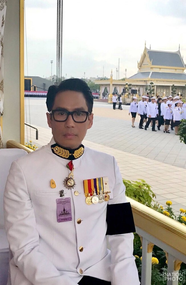 'เบิร์ด-ธงไชย' ร่วมพระราชพิธีถวายพระเพลิงพระบรมศพฯ