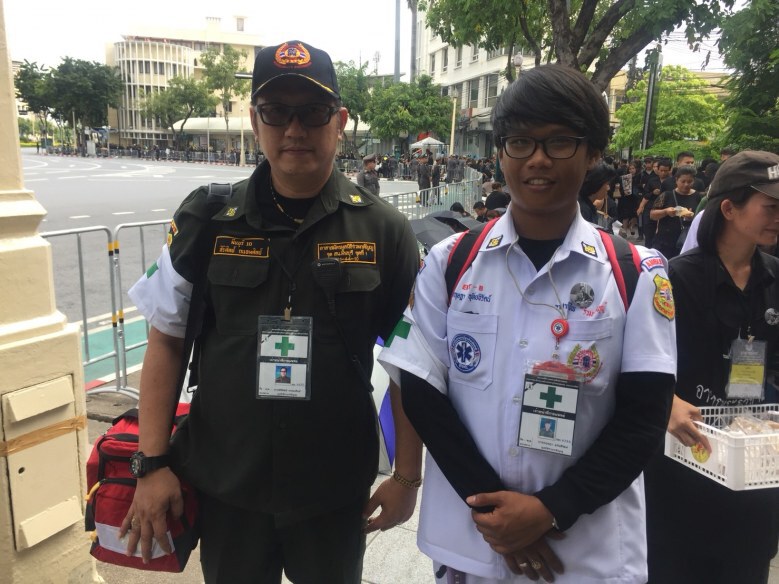 หมอของพระราชา พร้อมบริการประชาชน