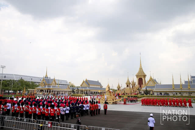 (ภาพชุด) ริ้วขบวนพระบรมราชอิสริยยศ