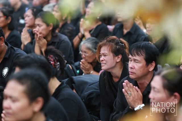 (ภาพชุด) ริ้วขบวนพระบรมราชอิสริยยศ พระราชพิธีถวายพระเพลิงพระบรมศพ