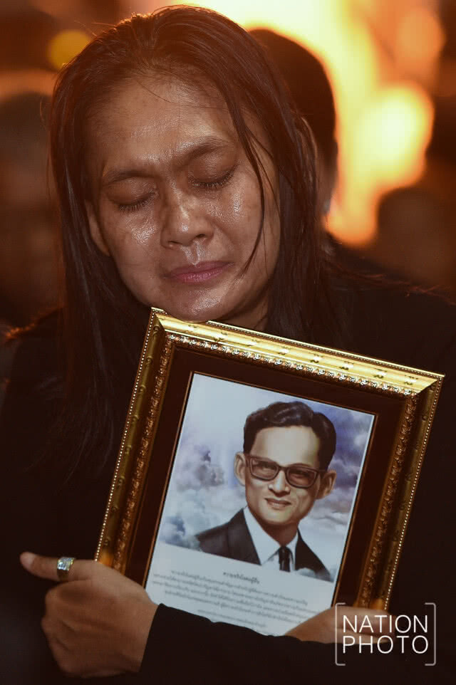 เรื่องเล่าจากสนามหลวง... 26 ตุลา น้ำตานองแผ่นดิน