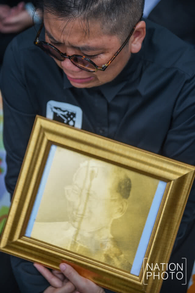 เรื่องเล่าจากสนามหลวง... 26 ตุลา น้ำตานองแผ่นดิน
