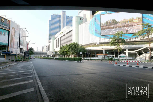 08.00 น. ใจกลางเมืองกรุงเทพฯ ค่อนข้างเงียบเหงา