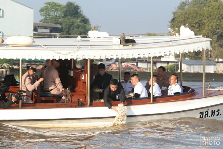 จำเริญน้ำเครื่องสดประดับพระจิตกาธาน