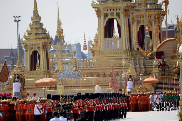 ขบวนพระบรมราชอิสริยยศ อัญเชิญพระโกศพระบรมอัฐิและพระบรมราชสรีรางคาร เข้าสู่พระบรมมหาราชวัง