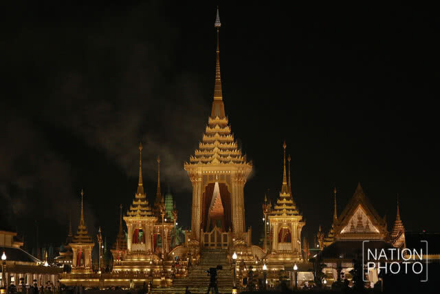 ปชช.ร่ำไห้ ส่งเสด็จ ในหลวงรัชกาลที่9
