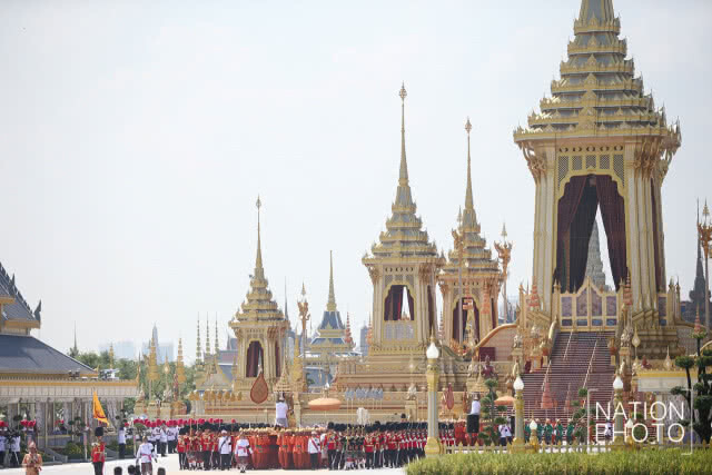 ขบวนพระบรมราชอิสริยยศ อัญเชิญพระโกศพระบรมอัฐิและพระบรมราชสรีรางคาร เข้าสู่พระบรมมหาราชวัง