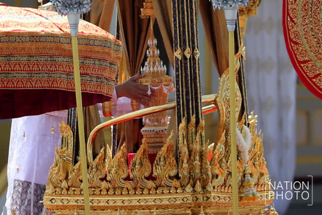 ขบวนพระบรมราชอิสริยยศ อัญเชิญพระโกศพระบรมอัฐิและพระบรมราชสรีรางคาร เข้าสู่พระบรมมหาราชวัง
