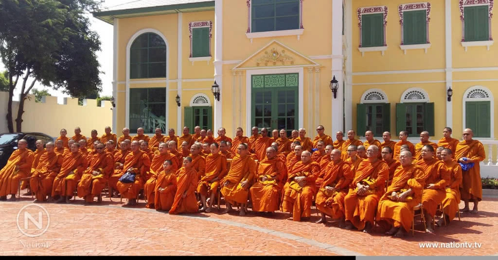 ผู้บริหารวิภาวดีพาเลซ
ทำบุญถวายภัตตาหารเพลคณะพระภิกษุสงฆ์ บรรพชาถวายในหลวง ร.๙ ผู้บริหารวิภาวดีพาเลซ
ทำบุญถวายภัตตาหารเพลคณะพระภิกษุสงฆ์ บรรพชาถวายในหลวง ร.๙