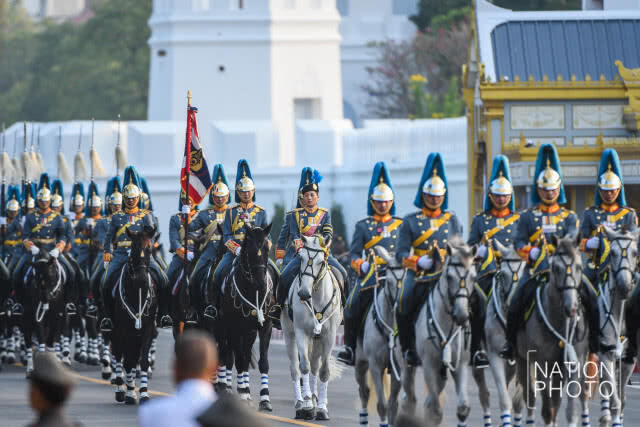 สมเด็จพระเจ้าอยู่หัว อัญเชิญพระบรมราชสรีรางคาร ไปยังวัดราชบพิธฯ-วัดบวรนิเวศฯ (ภาพชุดที่ 3)