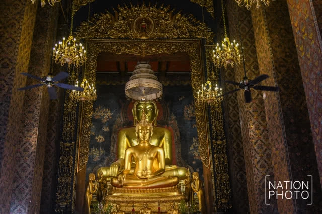 พระบรมราชสรีรางคาร ร.๙ 
บรรจุ ณ พระพุทธอังคีรส วัดราชบพิธฯ 
และ พระพุทธชินสีห์ วัดบวรนิเวศวิหาร