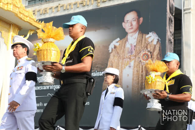 กทม. ทำพิธีบำเพ็ญกุศลเถ้าดอกไม้จันทน์จากพิธีถวายพระเพลิงพระบรมศพในหลวงร.9
