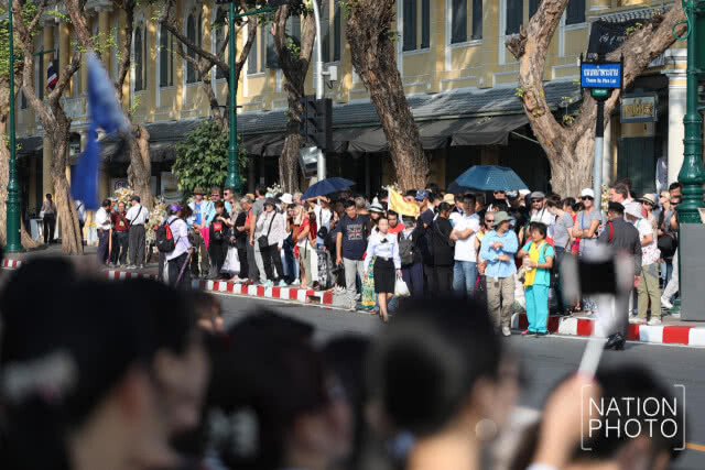 สำนักพระราชวังเปิดให้นทท.เข้าชม "วัดพระแก้ว" เป็นวันแรก