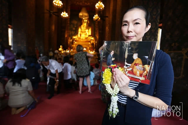 วัดบวรนิเวศ เปิดให้พสกนิกร
เข้ากราบ พระบรมราชสรีรางคาร ร.9 
ตั้งแต่เวลา 8.30-21.00 น.