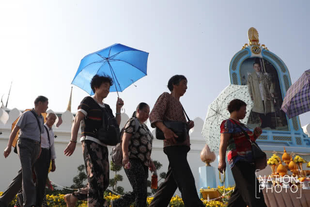 สำนักพระราชวังเปิดให้นทท.เข้าชม "วัดพระแก้ว" เป็นวันแรก