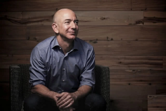 5 หุ้นเทคโนโลยีขนาดใหญ่ของสหรัฐมีมาร์เก็ตแคปพุ่งขึ้น 200,000 ล้านดอลลาร์ในวันเดียว