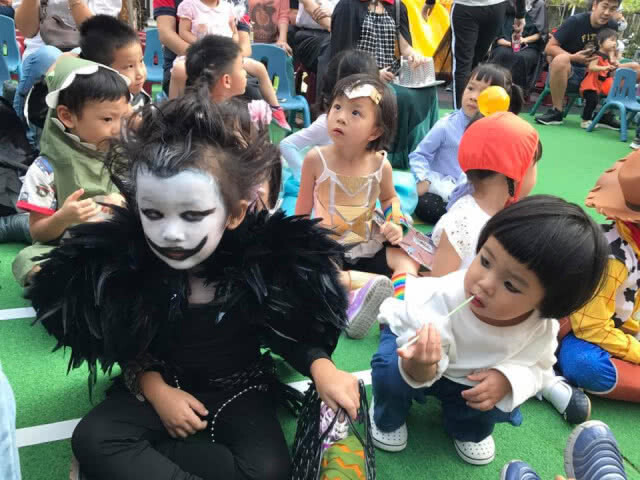 หนูน้อยไต้หวัน ปีนี้มาในลุค Death Note ต้อนรับวันฮาโลวีน