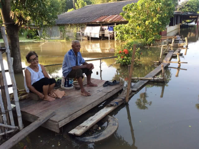 ชาวบ้านพื้นที่ทุ่งรับน้ำ – แก้มลิงเผย ปี 2554 "ยิ่งลักษณ์" จ่ายหลังละ 5 พัน รอค่าชดเชยจาก "คสช."
