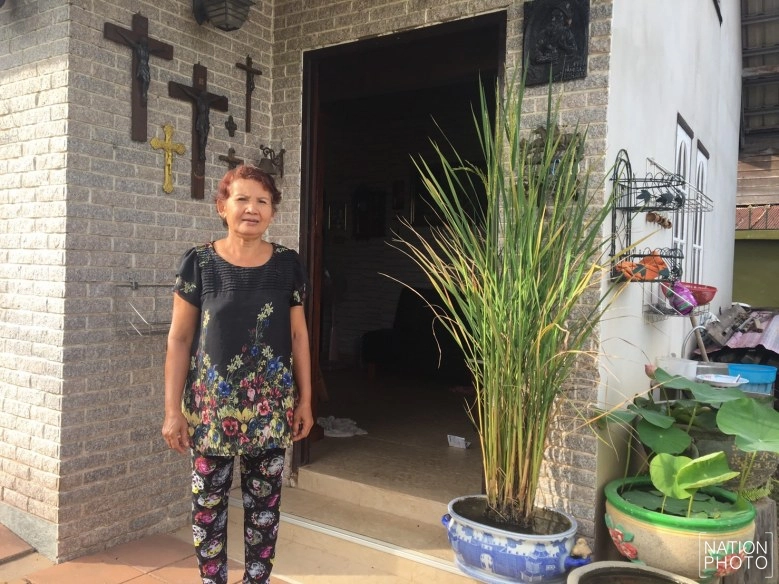 หญิงวัย 65 ติดป้ายประกาศหาคู่ สเปคพ่อหม้ายอายุ 60-70