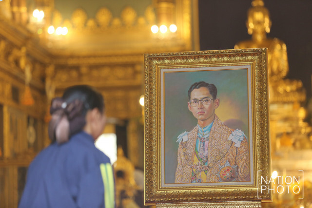 ปชช.เข้าสักการะพระประธานวัดราชบพิธ ที่บรรจุพระบรมราชสรีรางคาร ร.9 ไม่ขาดสาย