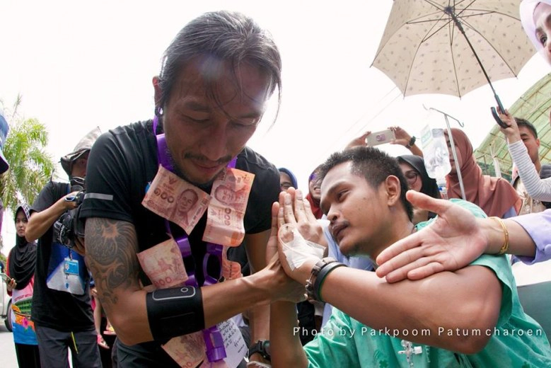 "หมอเมย์" นักวิ่งคู่กาย ดูแล ตูน บอดี้สแลม 