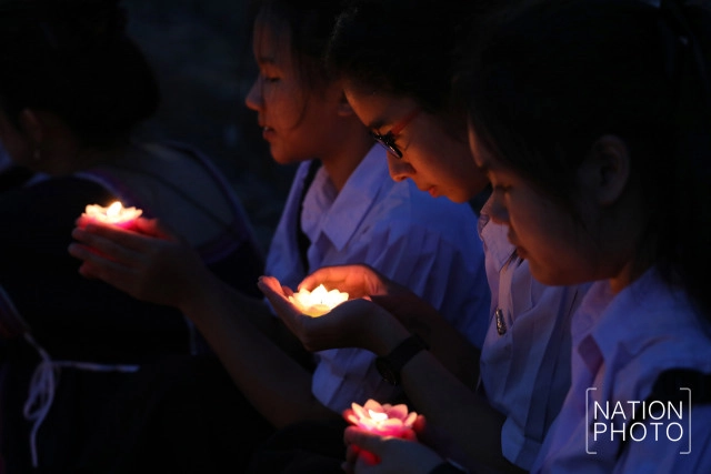 (ภาพชุด)จุฬาฯ จัดงานลอยกระทง ประจำปี 2560 "CU Full Moon 2017"