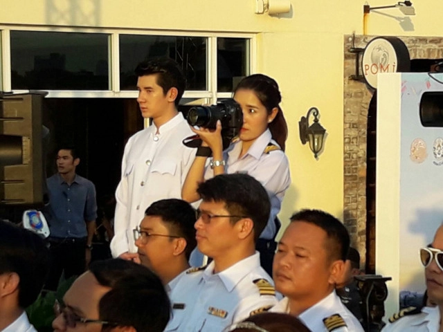 กรมเจ้าท่าปล่อยแถวเจ้าหน้าที่ปฎิบัติงานเรือตรวจการณ์และเรือรักษาการณ์ ในคืนวันลอยกระทง ประจำปี 2560