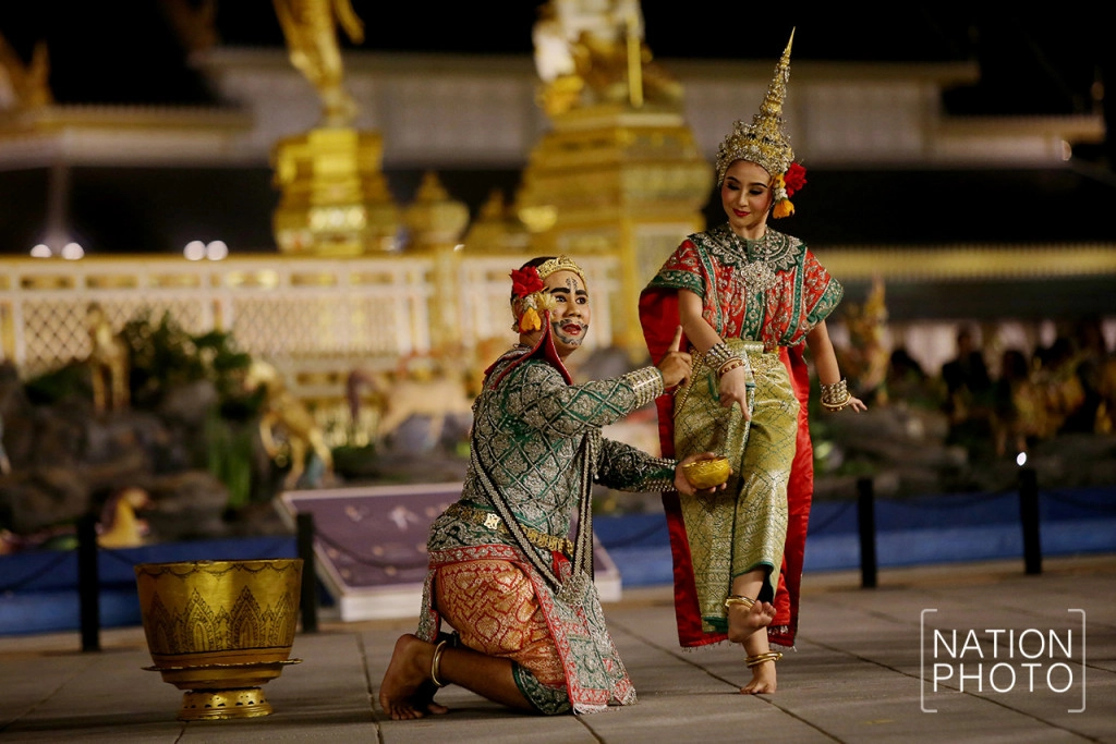 การแสดงโขนหน้าพระที่นั่งทรงธรรม เริ่มคืนนี้วันแรก การแสดงโขนหน้าพระที่นั่งทรงธรรม เริ่มคืนนี้วันแรก