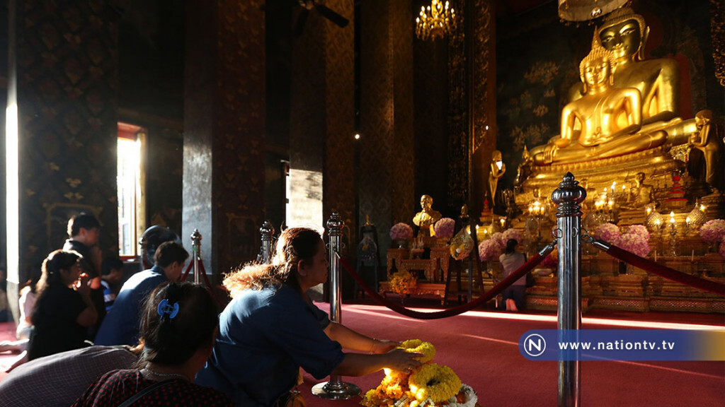 ประชาชนเข้ากราบพระบรมราชสรีรางคาร ที่วัดบวรนิเวศวิหาร ประชาชนเข้ากราบพระบรมราชสรีรางคาร ที่วัดบวรนิเวศวิหาร