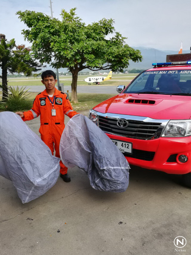 พบเศษโคมลอยตกในพื้นที่ รันเวย์สนามบินเชียงใหม่ 81 ลูก เสี่ยงสร้างความเสียหาย