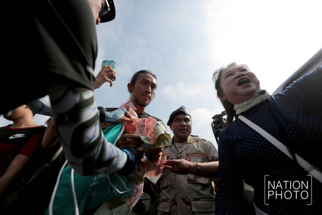 ก้าวคนละก้าวทะลุ100ล.สร้างปรากฏการณ์ "ตูนฟีเวอร์"