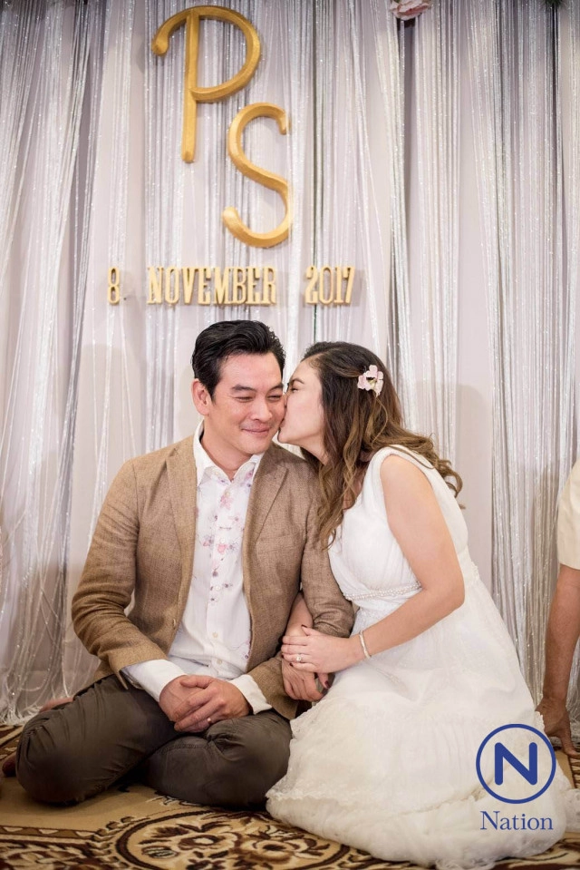 เป็นภาพที่น่ายินดี! พิธีแต่งงาน "ชาคริต - แอน" แบบเรียบง่าย