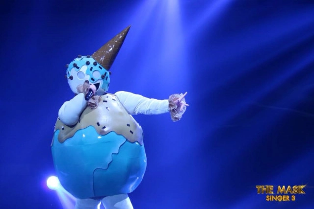 หน้ากากไอติม คือนางเอกคนนี้เอง