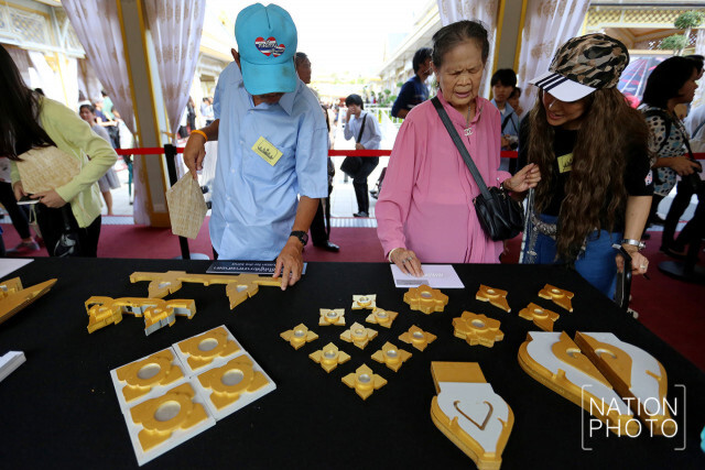 "นำสัมผัสพระเมรุมาศ" เปิดโอกาสให้คนพิการทางสายตาได้เรียนรู้แม้มองไม่เห็น