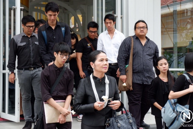 สุดอาลัย...ฌาปนกิจศพครูอั๋น ละครใบ้