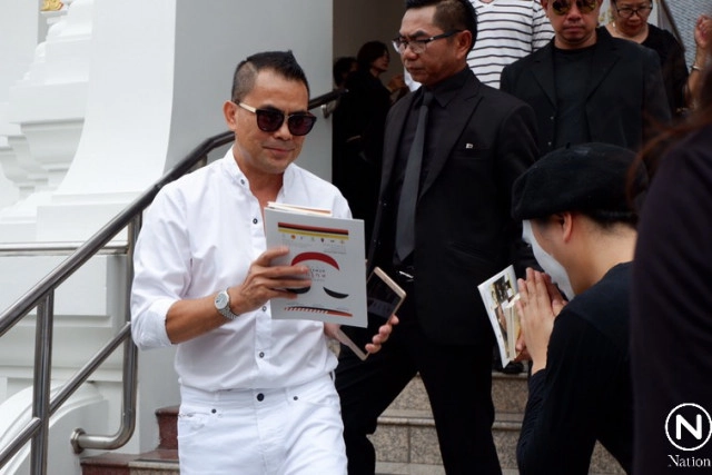 สุดอาลัย...ฌาปนกิจศพครูอั๋น ละครใบ้