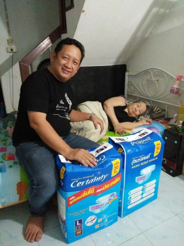 "โต นวนคร" สองล้อสายบุญ
ผมจะช่วยคนเหล่านี้จนกว่าผมจะหมดแรง 
เพียงบอกมา ผมจะลงไปช่วยทันที