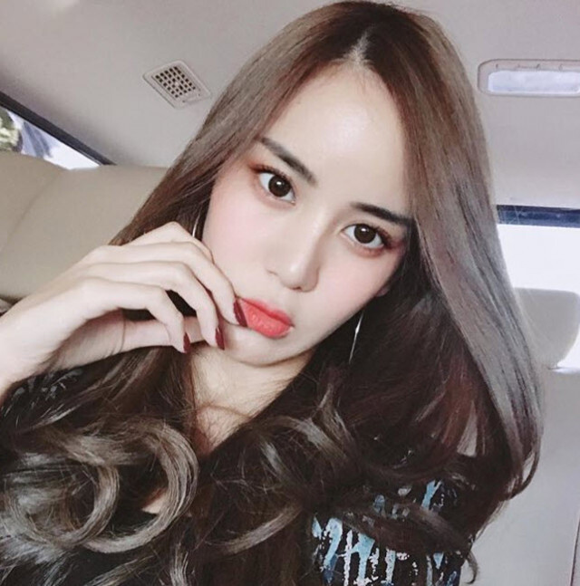 หน้ากากตุ๊กตา เปิดใจทุกความรู้สึก
"การเป็นนักร้อง... 
คิดว่าแค่เสียงดีคงจะพอ
แต่มันไม่ใช่..."