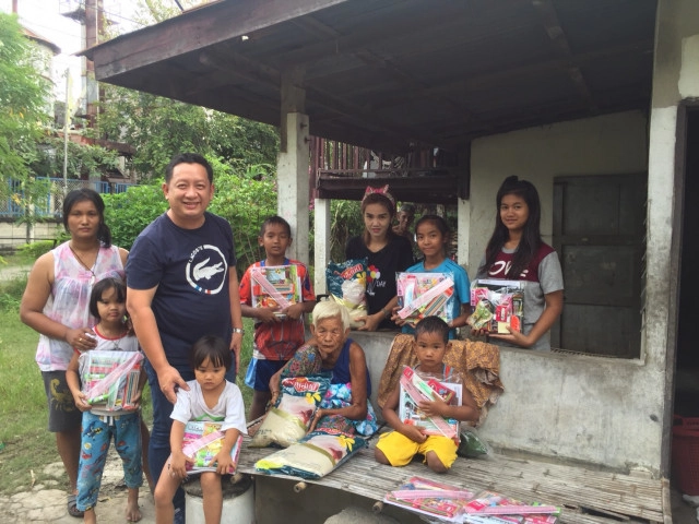 "โต นวนคร" สองล้อสายบุญ
ผมจะช่วยคนเหล่านี้จนกว่าผมจะหมดแรง 
เพียงบอกมา ผมจะลงไปช่วยทันที