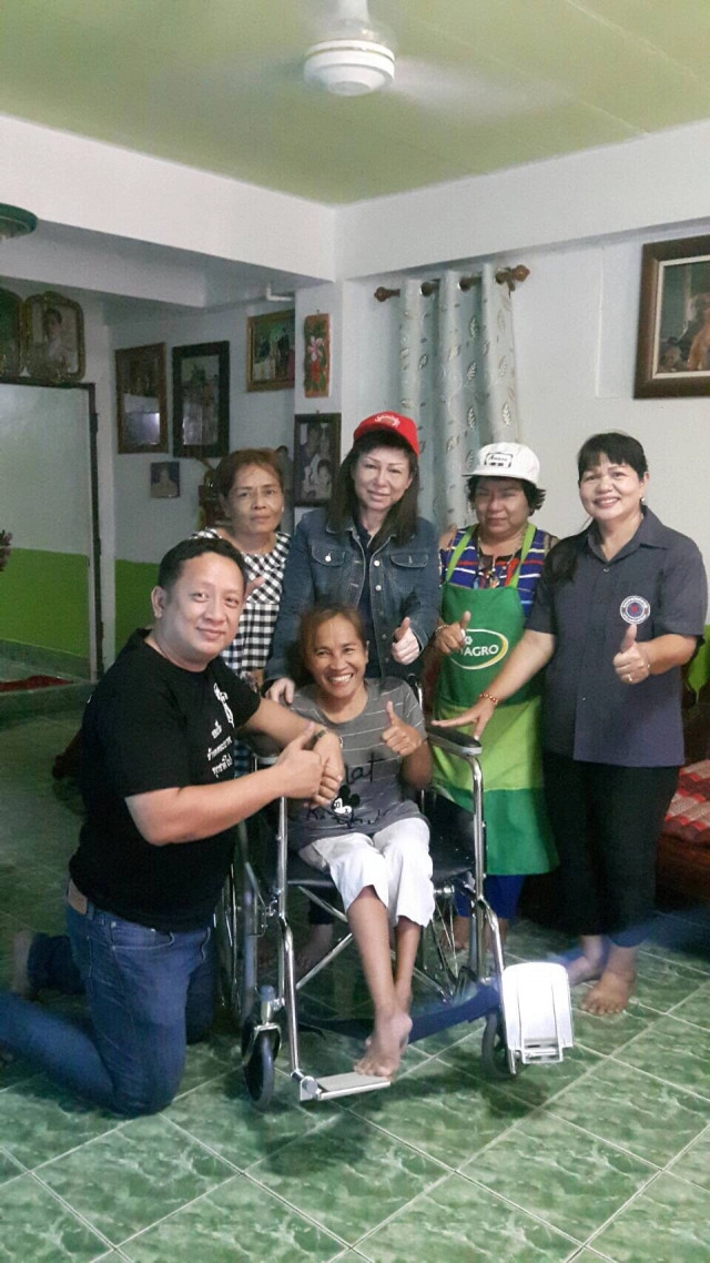 "โต นวนคร" สองล้อสายบุญ
ผมจะช่วยคนเหล่านี้จนกว่าผมจะหมดแรง 
เพียงบอกมา ผมจะลงไปช่วยทันที