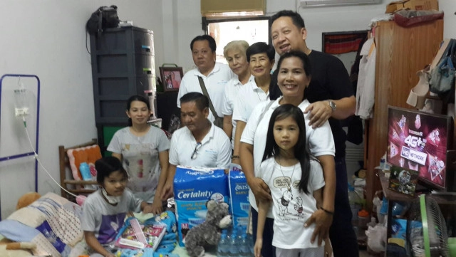 "โต นวนคร" สองล้อสายบุญ
ผมจะช่วยคนเหล่านี้จนกว่าผมจะหมดแรง 
เพียงบอกมา ผมจะลงไปช่วยทันที