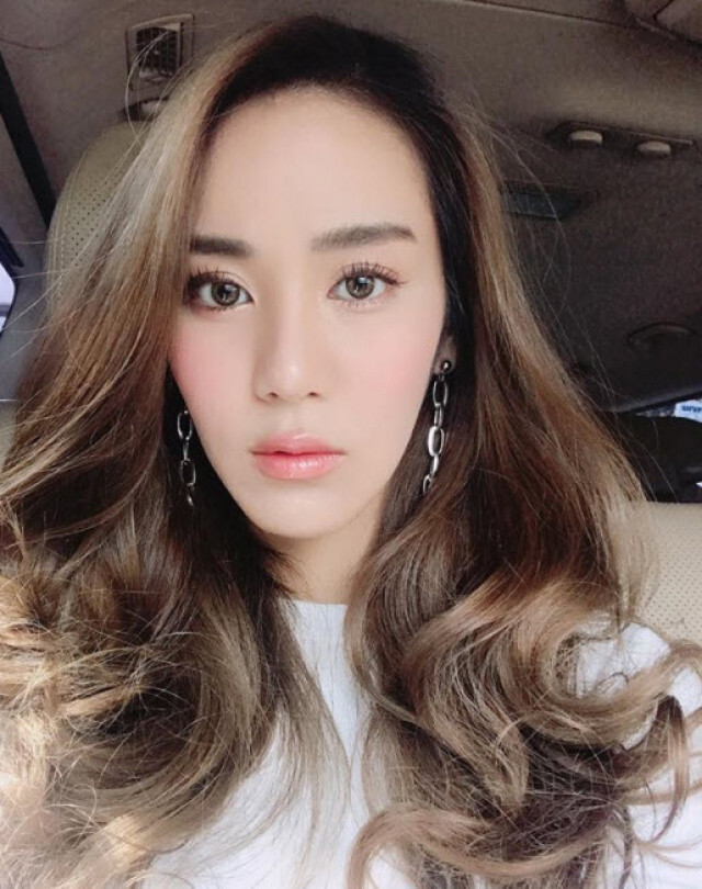 หน้ากากตุ๊กตา เปิดใจทุกความรู้สึก
"การเป็นนักร้อง... 
คิดว่าแค่เสียงดีคงจะพอ
แต่มันไม่ใช่..."