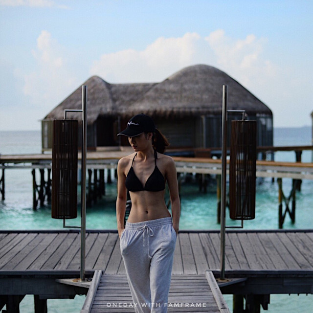 นอนนิ่งๆ ทิ้งตัวที่ "Maldives" 
เกาะสวรรค์ของคนอยากสังสรรค์กับธรรมชาติ